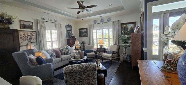 522 Harbour View Dr., Myrtle Beach, SC 29579