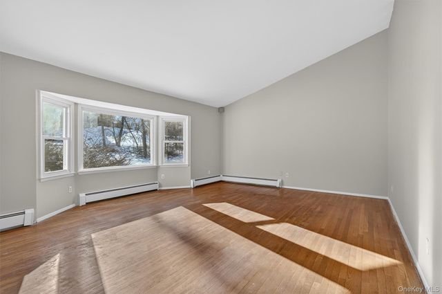 32 Amy Todt Drive, Monroe, NY 10950