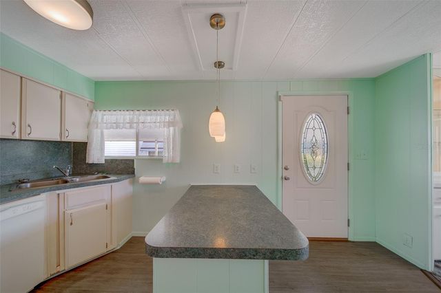 12501 ULMERTON ROAD 128, Largo, FL 33774