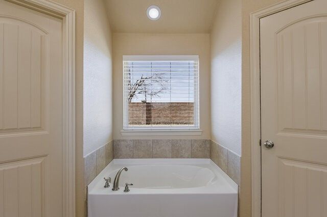 139 Sierra Drive, Waxahachie, TX 75167