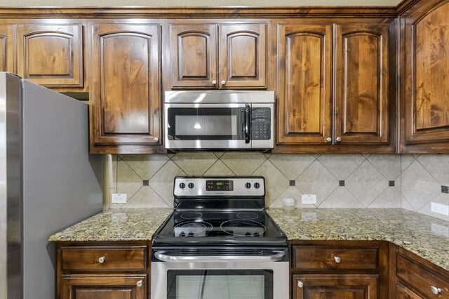 139 Sierra Drive, Waxahachie, TX 75167