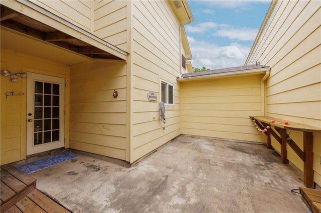 3002 Quail Springs E-5, Corpus Christi, TX 78414