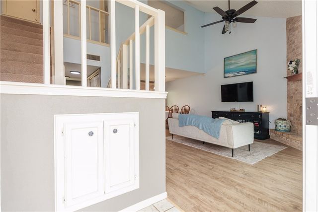 3002 Quail Springs E-5, Corpus Christi, TX 78414