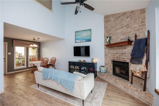 3002 Quail Springs E-5, Corpus Christi, TX 78414