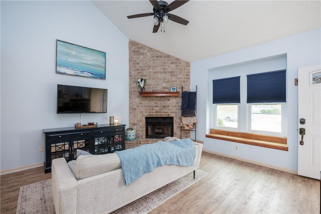 3002 Quail Springs E-5, Corpus Christi, TX 78414 — photo 5