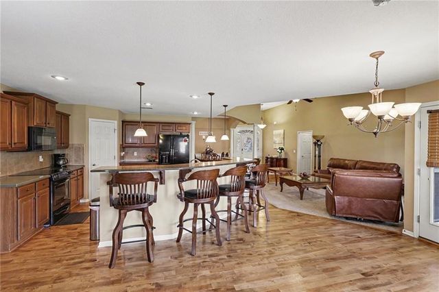 10900 Delavan Court, Kansas City, KS 66109