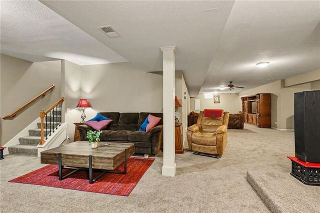 10900 Delavan Court, Kansas City, KS 66109
