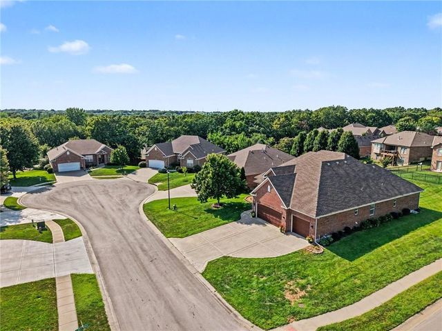 10900 Delavan Court, Kansas City, KS 66109