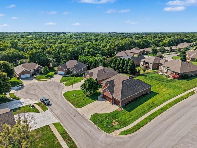 10900 Delavan Court, Kansas City, KS 66109