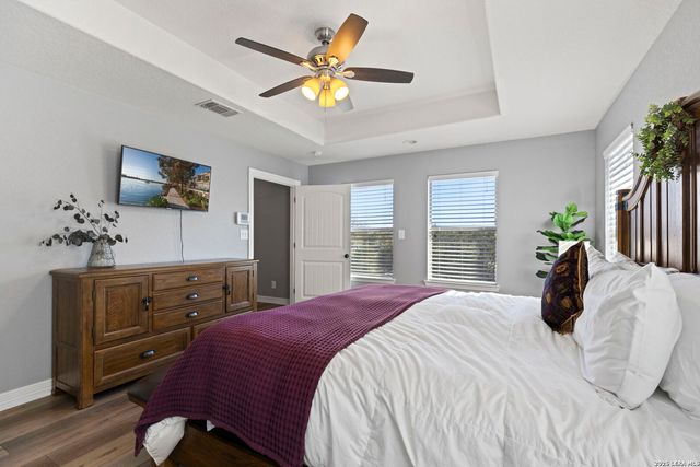 1535 Bonnyview Dr, Canyon Lake, TX 78133