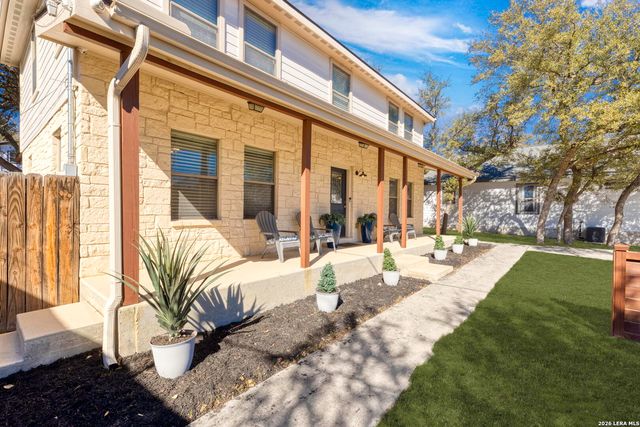 1535 Bonnyview Dr, Canyon Lake, TX 78133