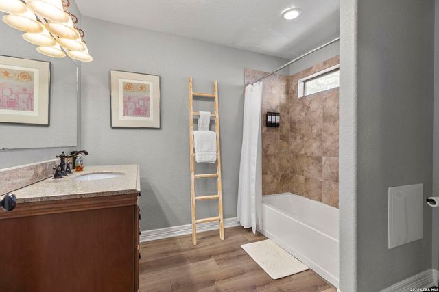 1535 Bonnyview Dr, Canyon Lake, TX 78133