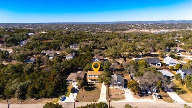 1535 Bonnyview Dr, Canyon Lake, TX 78133
