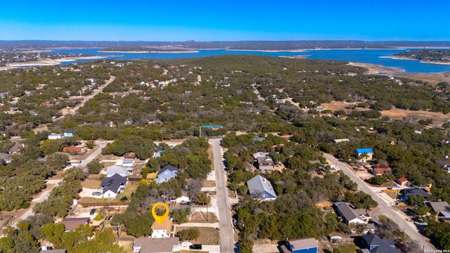1535 Bonnyview Dr, Canyon Lake, TX 78133