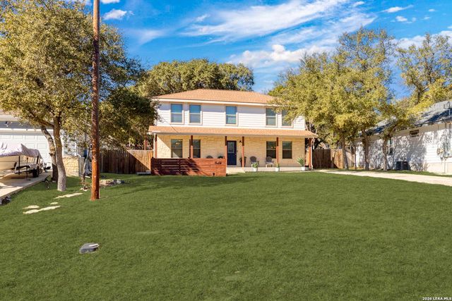 1535 Bonnyview Dr, Canyon Lake, TX 78133