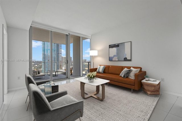 851 NE 1st Ave 2200, Miami, FL 33132