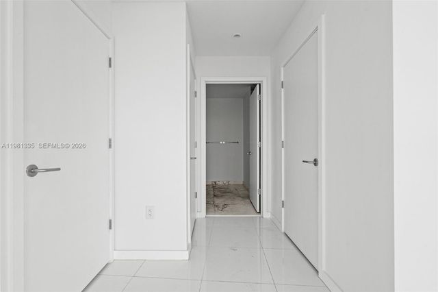 851 NE 1st Ave 2200, Miami, FL 33132