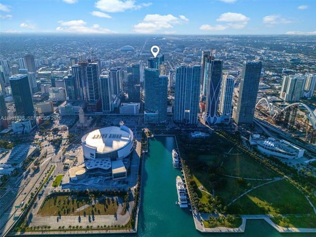 851 NE 1st Ave 2200, Miami, FL 33132