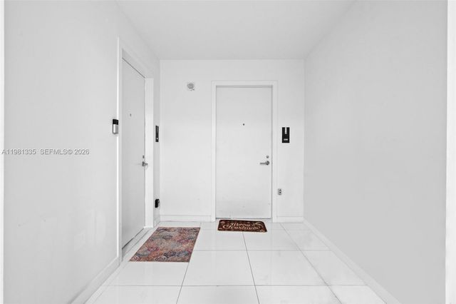 851 NE 1st Ave 2200, Miami, FL 33132