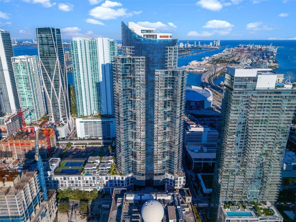 851 NE 1st Ave 2200, Miami, FL 33132