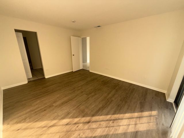 2310 N Harlem Avenue 401, Elmwood Park, IL 60707