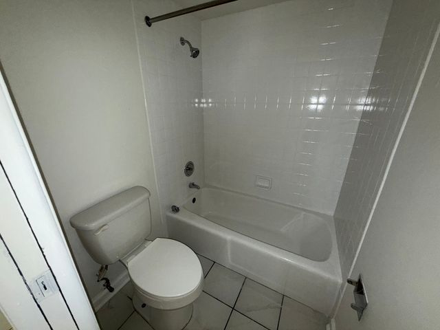 2310 N Harlem Avenue 401, Elmwood Park, IL 60707