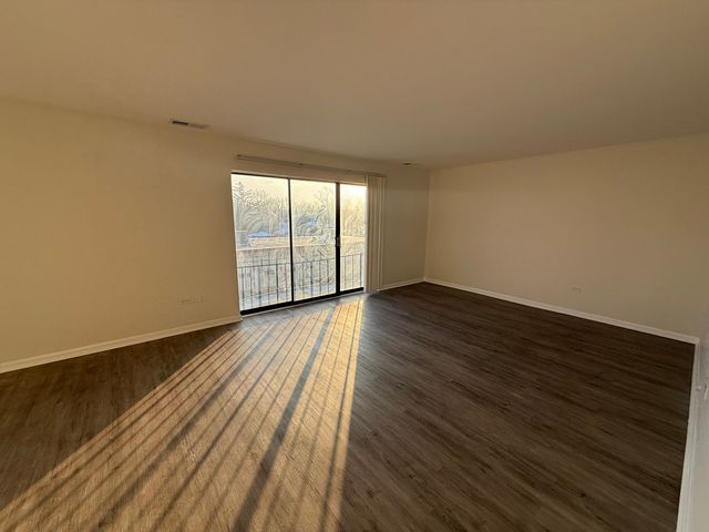 2310 N Harlem Avenue 401, Elmwood Park, IL 60707