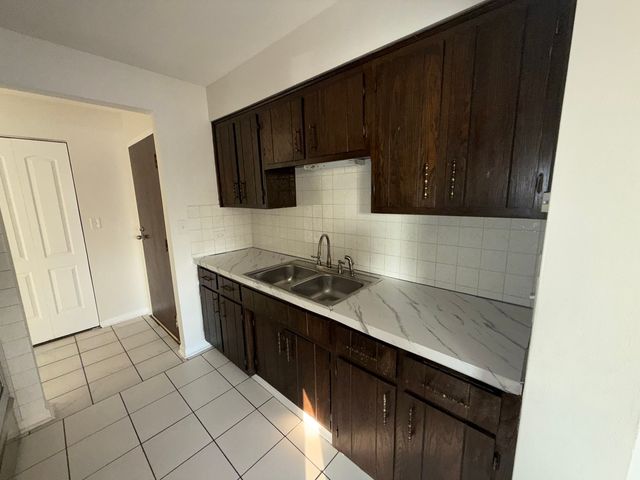 2310 N Harlem Avenue 401, Elmwood Park, IL 60707