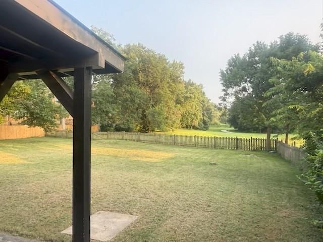 3315 Shady Lane Drive, Gladstone, MO 64119