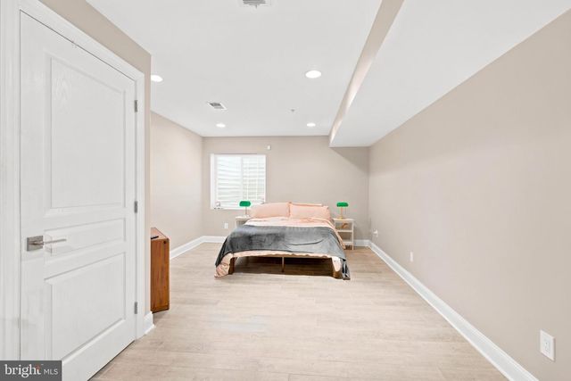 1241 N 19TH ST, Philadelphia, PA 19121