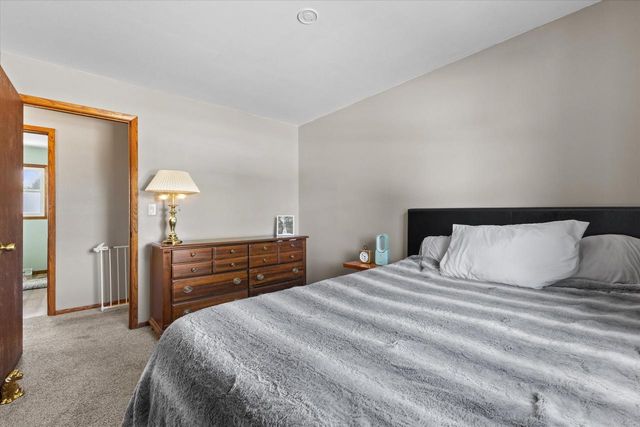 1721 Wiese LANE, Mount Pleasant, WI 53406