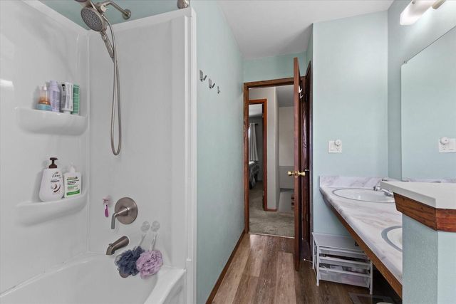 1721 Wiese LANE, Mount Pleasant, WI 53406