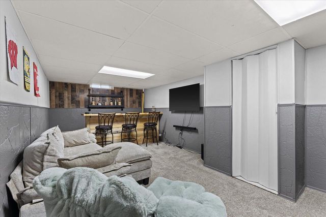 1721 Wiese LANE, Mount Pleasant, WI 53406