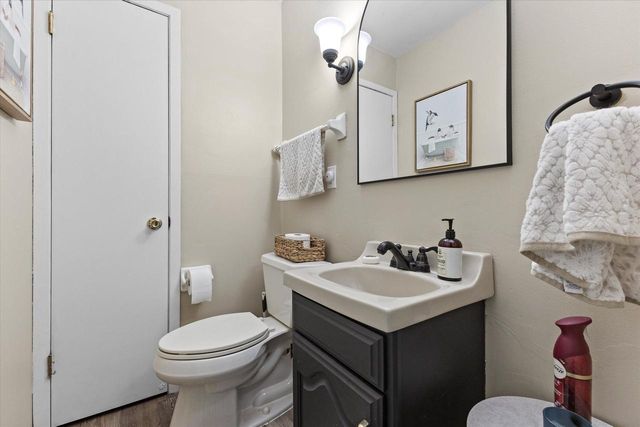 1721 Wiese LANE, Mount Pleasant, WI 53406