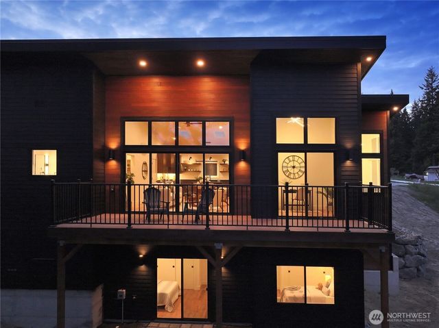 5639 Morningtown Place, Freeland, WA 98249