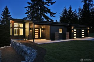 5639 Morningtown Place, Freeland, WA 98249