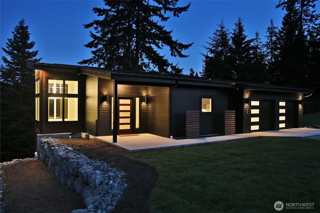 5639 Morningtown Place, Freeland, WA 98249
