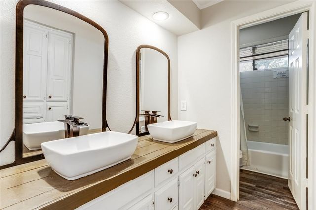190 Robinson Road, Combine, TX 75159