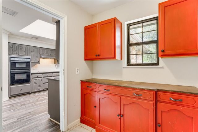 190 Robinson Road, Combine, TX 75159