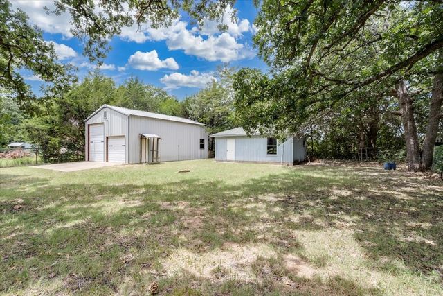 190 Robinson Road, Combine, TX 75159