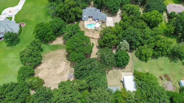 190 Robinson Road, Combine, TX 75159