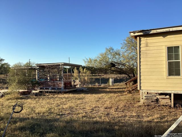 52 Beach Shore, Bandera, TX 78003