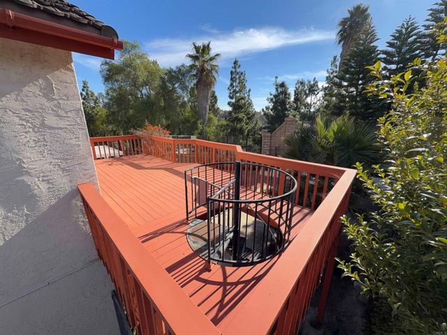 11525 Eaglesview Court, San Diego, CA 92127