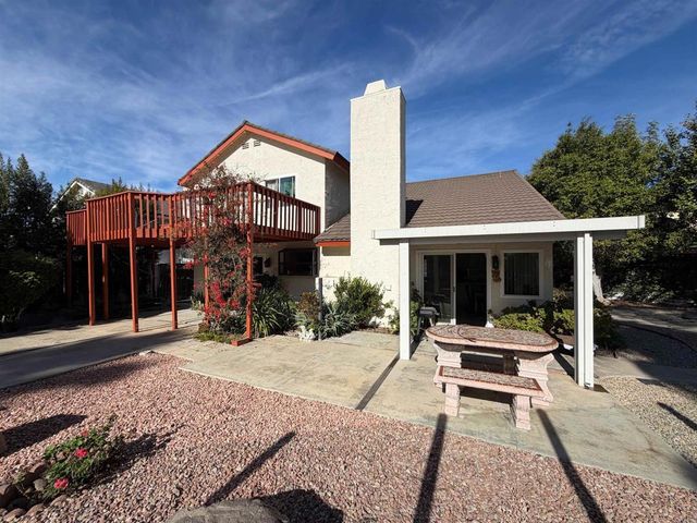 11525 Eaglesview Court, San Diego, CA 92127