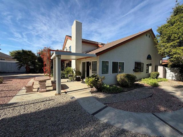 11525 Eaglesview Court, San Diego, CA 92127