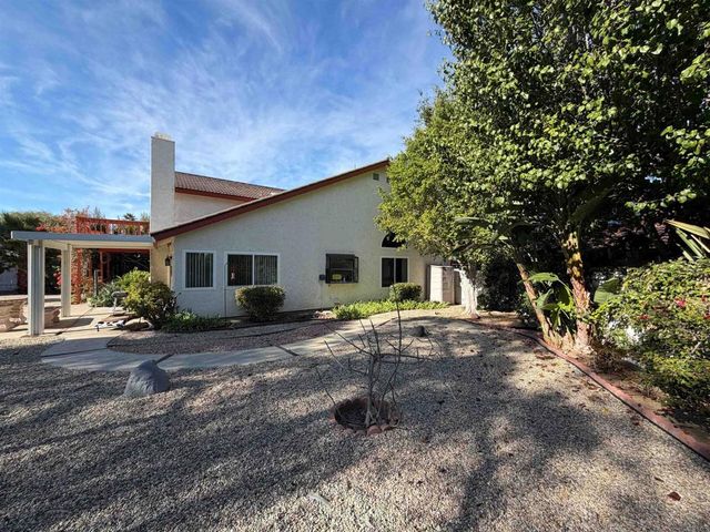 11525 Eaglesview Court, San Diego, CA 92127