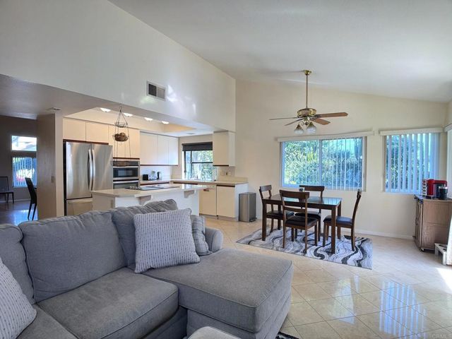 11525 Eaglesview Court, San Diego, CA 92127