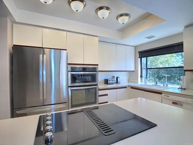 11525 Eaglesview Court, San Diego, CA 92127