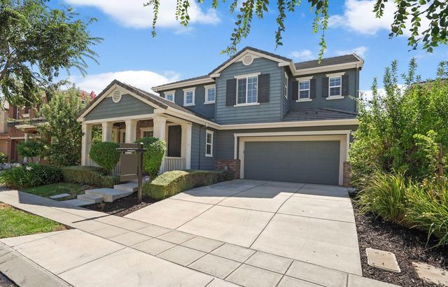 566 W Bonaventure Ave, Mountain House, CA 95391