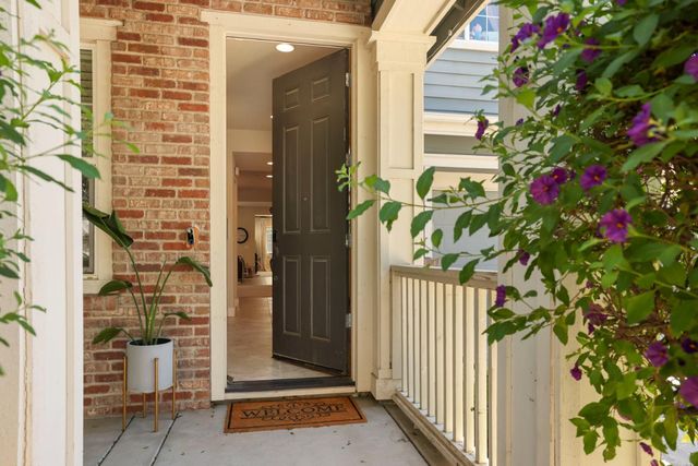 566 W Bonaventure Ave, Mountain House, CA 95391